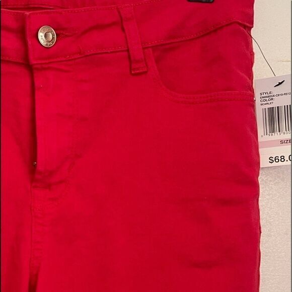 KENSIE Skinny Cropped Frayed Hem Scarlet Jeans.Size 6 - Picture 4 of 6
